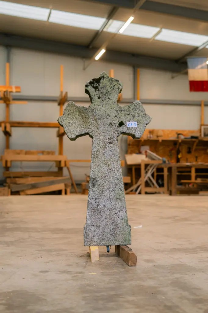 Croix en Granit