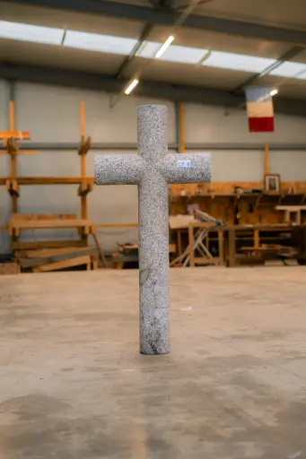 Croix en Granit
